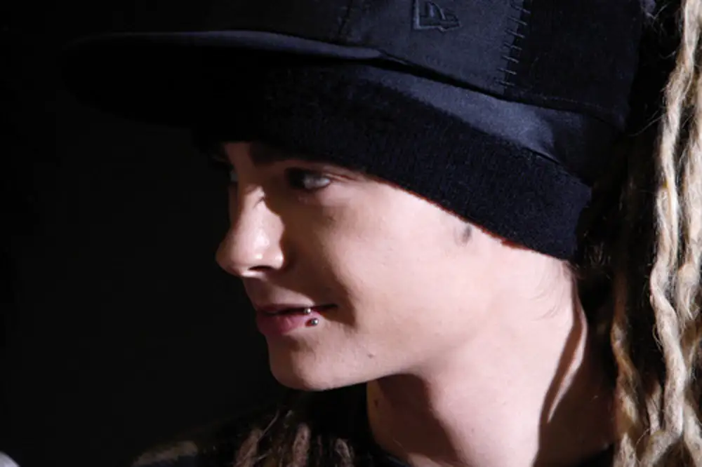 Комната 483 том каулитц. Tom Kaulitz. Tom Kaulitz 2008. Tom Kaulitz 2007. Том Каулитц 2008.