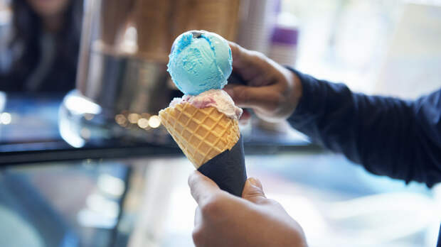 Диетолог Соломатина посоветовала не увлекаться мороженым с заменителями сахара