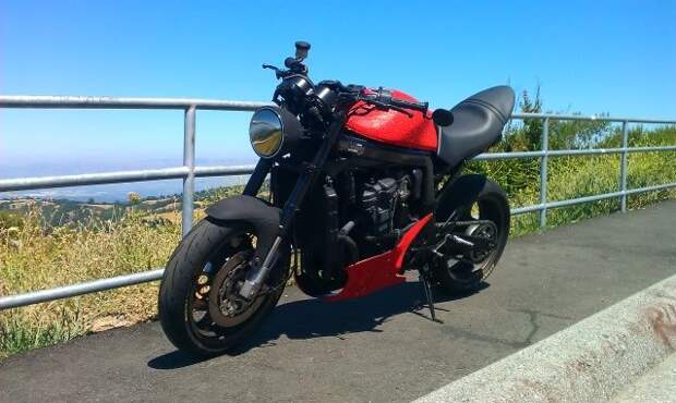 Стритфайтер Suzuki GSX-R750 W 1993