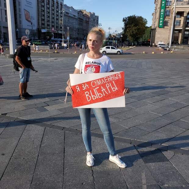 Загадка Сергея Тихановского: "российский бот" или белорусский герой