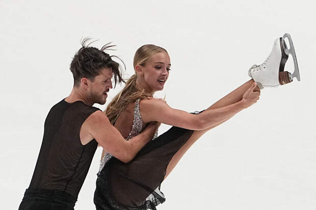 Фигуристы Степанова и Букин примут участие в показе на Московской неделе моды