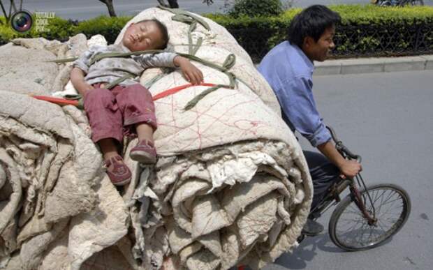Как спят китайцы