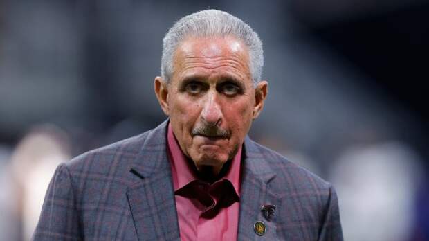 Falcons owner Arthur Blank