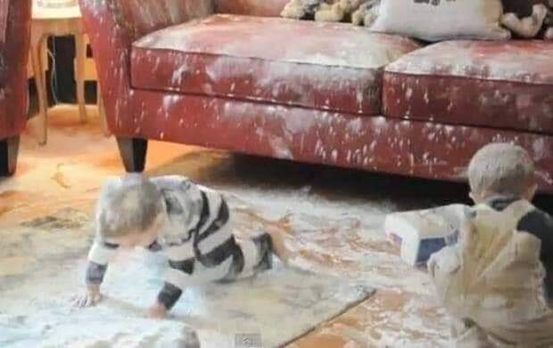 Первое правило — старайтесь прятать все мелкодисперсные материалы подальше от детей, иначе в вашем доме воцарит хаос