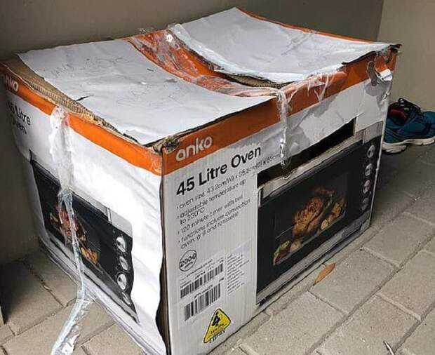 Большая коробка Запечатанный ящик