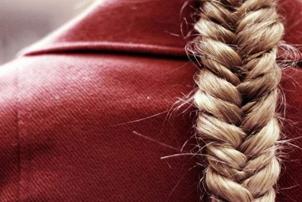 Как же мне нравятся девушки с косичками... Как же мне нравятся девушки с косичками...