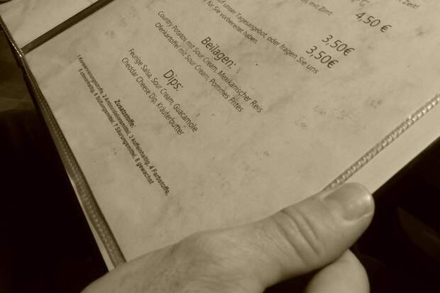 Искренне убежден, что оставлять чаевые необязательно, но есть один момент