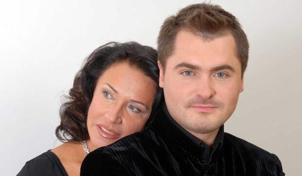 Гражданский муж Надежды Бабкиной попал в больницу