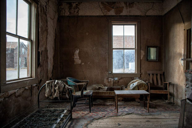Abandoned Real-Life Ghost Town