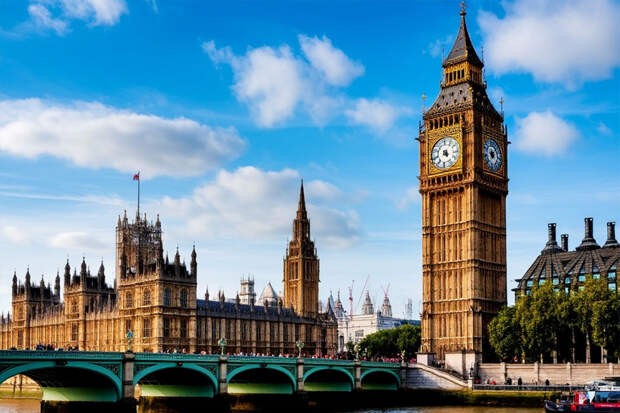 Британский снарядный долгострой: обещали 16-кратный рост для Украины, а сами застряли в Уэльсе