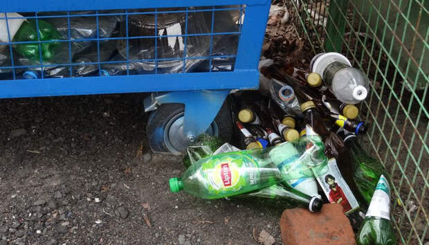 В Петрозаводске установили новые контейнеры для пластика