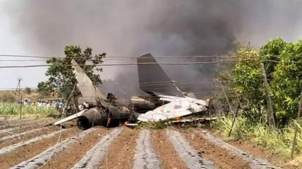 В Индии разбился истребитель Су-30МКИ, пилоты катапультировались
