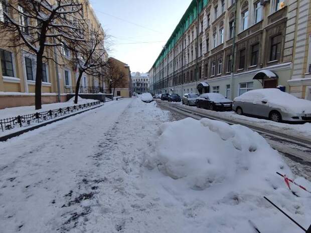 Двухдневная пробка в Петербурге: кто виноват и что делать