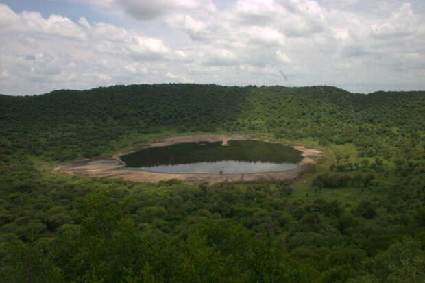 The Vredefort Crater (провинции Фри-Стейт и Северо- Западная, ЮАР)