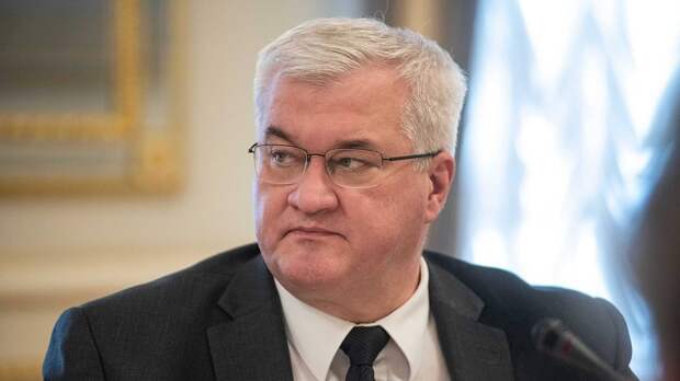 Задержанные в Венгрии украинские инкассаторы вернулись на родину