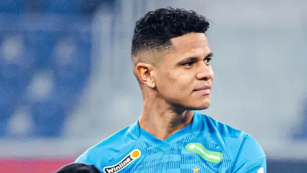 В "Зените" поделились информацией относительно перехода игрока клуба в "Барселону"