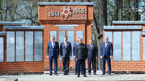 Медведев: современная ФРГ не имеет правовых основ для существования