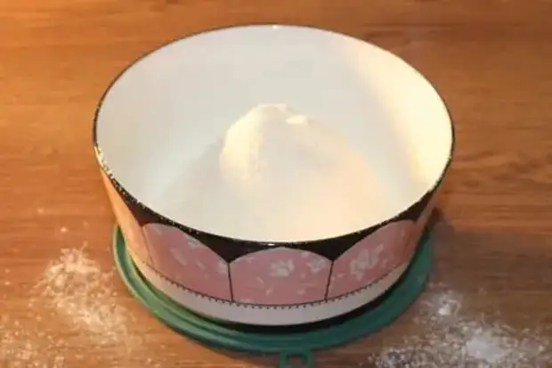 : : 2 : 2
