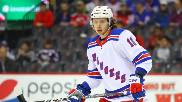 Крайдер — об игре Панарина в НХЛ: Артемий всегда дезориентирует соперников