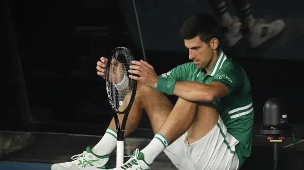 В МВД Австралии опровергли информацию о том, что Джоковича держат «в плену»