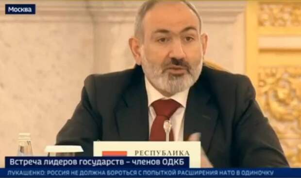 Пашинян перед Путиным обвинил ОДКБ в отсутствии помощи в борьбе Армении с Азербайджаном
