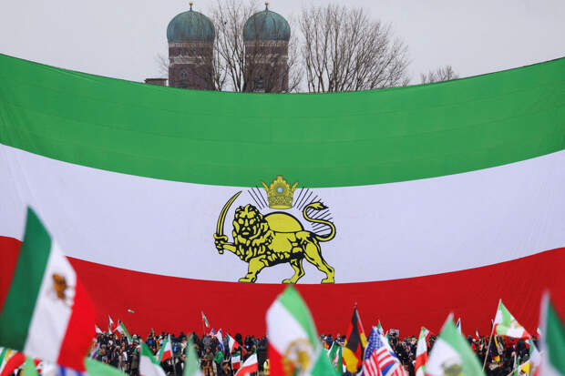 BZ: падение режима в Иране может привести страну к гражданской войне