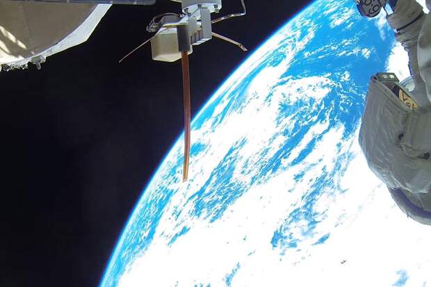 Служба спасения зафиксировала падение фрагмента ракеты в Якутии