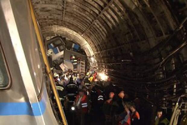 Катастрофа в метро 15 июля 2014 года
