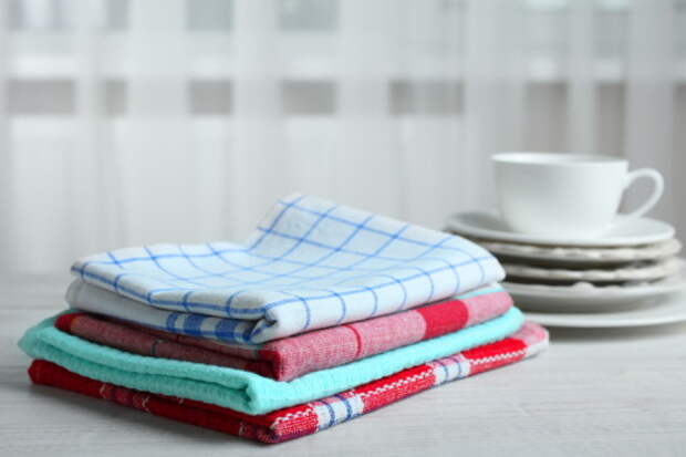 Как обновить засаленные кухонные полотенца, чтобы вернуть им магазинный вид