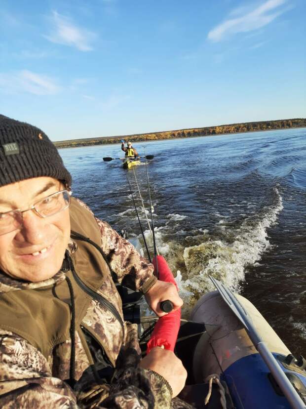 Пенсионное хобби моего отца - рыбалка.