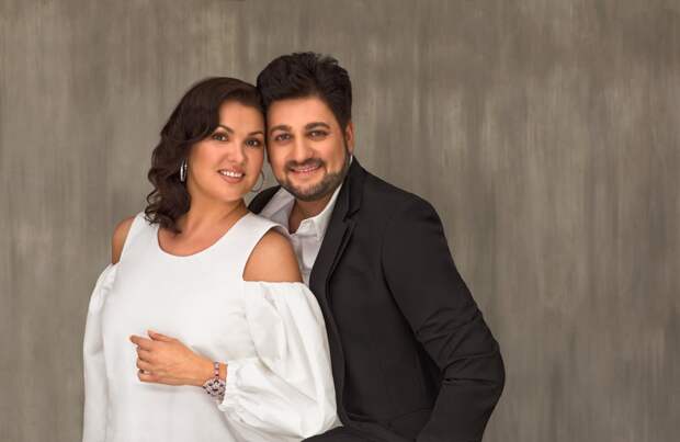 Стало известно, как будут делить имущество Нетребко и Эйвазов