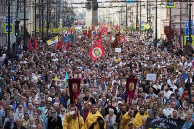 piterkrest1.jpg piterkrest1.jpg