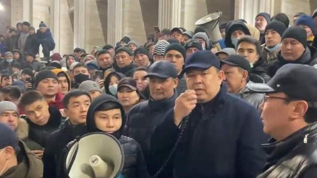 Канат Бозумбаев Канат Бозумбаев