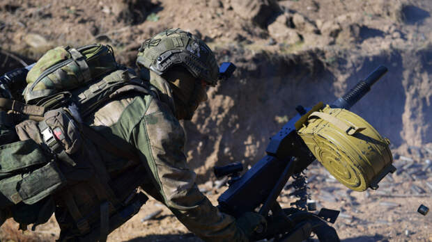 Разведчики помешали боевикам ВСУ захватить российский «опорник». Лучшее видео из зоны СВО