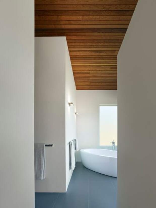Современный Ванная комната by Zimmerman and Associates