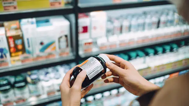 Диетолог Матыскина рекомендовала принимать витамины только по назначению врача