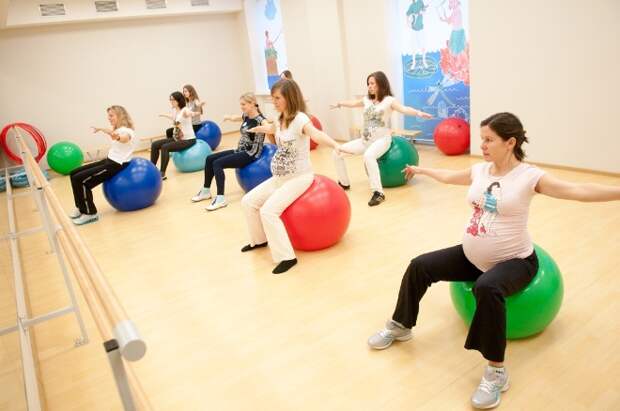 Пять способов безопасной тренировки во время беременности