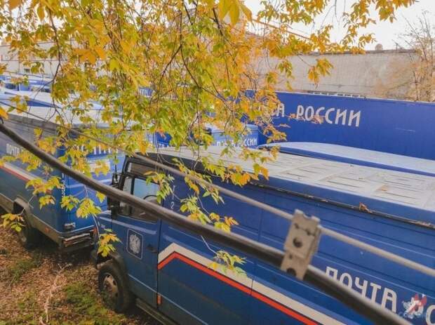 Отстойник списанных автомобилей «Почты России» в Москве