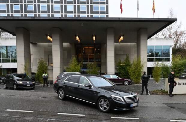 Уиткофф и Кушнер доложили Трампу о дискуссиях по Украине