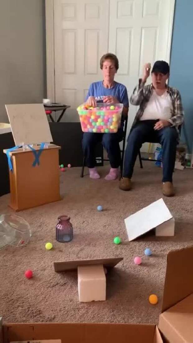 Придумали себе развлечение