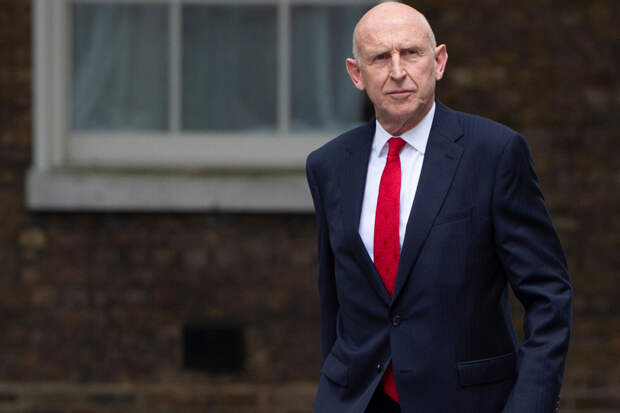 Глава МО Британии Хили признался, что хотел бы похитить Путина