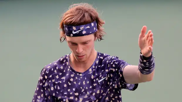 Джокович обыграл Рублёва и вышел в полуфинал Итогового турнира ATP