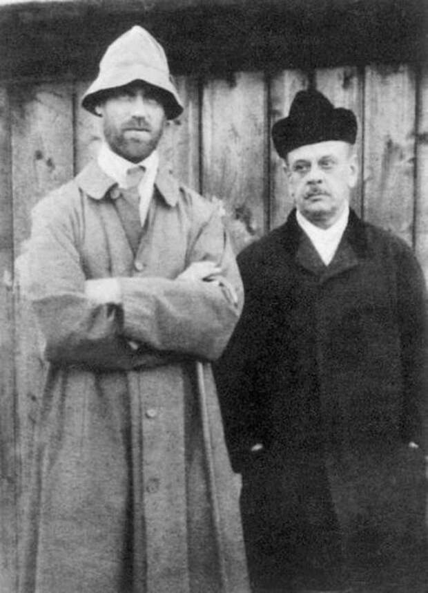 Михаил Александрович Романов и Пётр Знамеровский в&nbsp;Перми, апрель 1918 год. <br>