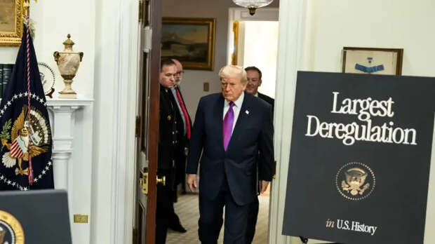 Слишком выгодно России: почему Трамп колеблется с нападением на Иран