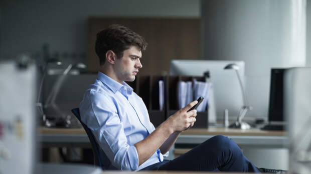 Россиянам пояснили, грозит ли наказание за опоздание на работу из-за непогоды