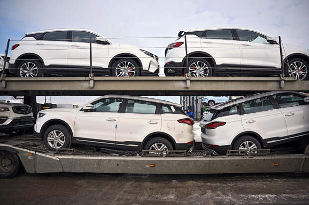 В России собираются изменить правила для брошенных на таможне машин