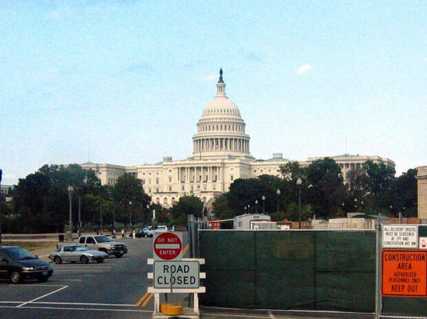 "На грани коллапса": в США выступили с громким признанием о России