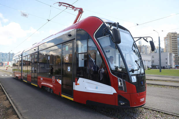 Трамвайное движение на Савушкина закрывается до 20 мая