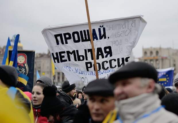 Замкнутый круг: Миллионы украинцев не могут заплатить за свет