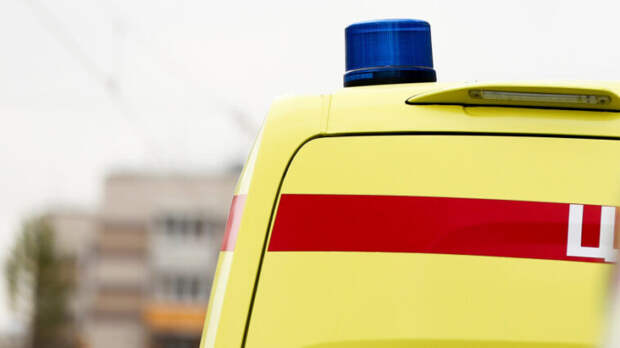 Группа туристов попала под лавину в горах Бурятии, один человек погиб